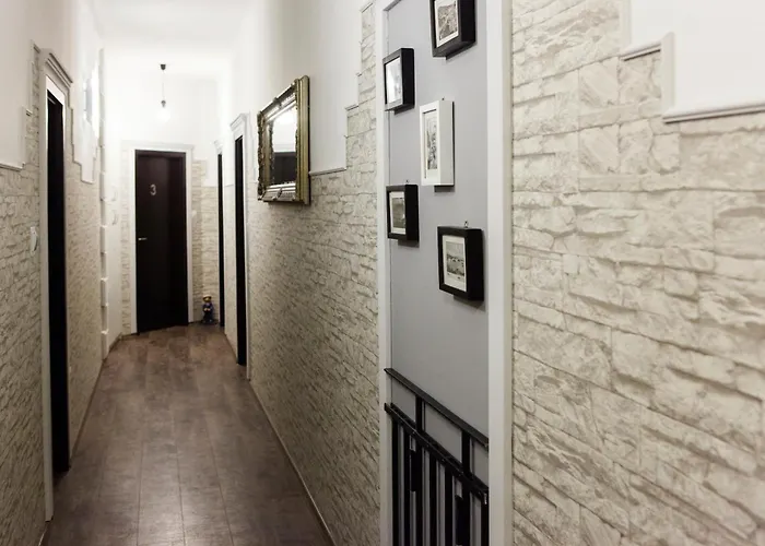 프라이어 스위츠 4*