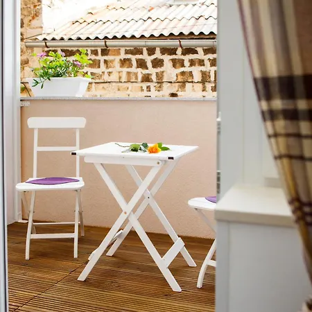 斯普利特普莱尔套房酒店 招待所 4*