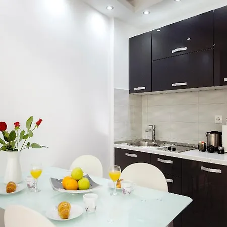 斯普利特普莱尔套房酒店 招待所 4*