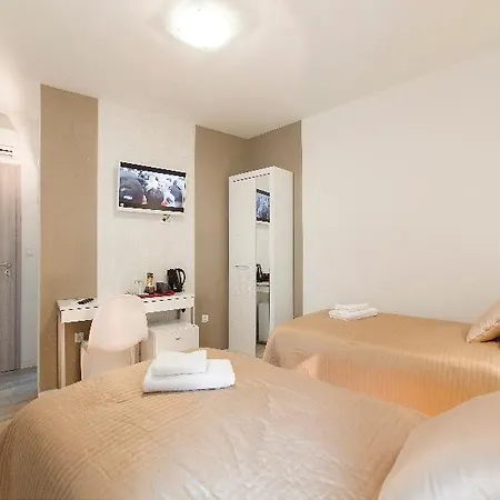 斯普利特普莱尔套房酒店 招待所