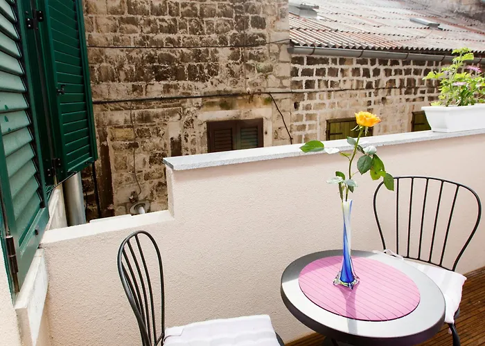 בית הארחה Prior ספליט